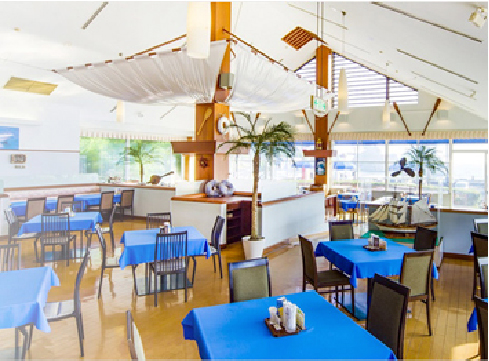 シーサイドレストラン「ウインディ」|バルトブルーの海を眺めながらゆっくりとお食事ができる洋風レストラン